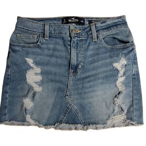 Hollister Vintage High-Rise Distressed Denim Mini Skirt Sz 5 / W27 Raw Hem